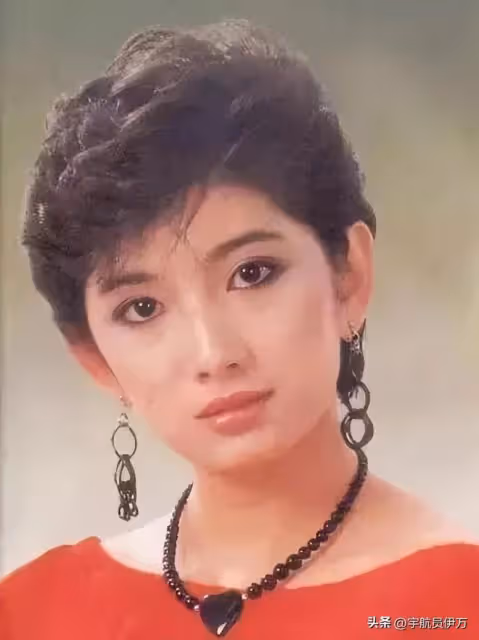 原來她早已去世!被家中長輩侵害,慘遭父親家暴,去世3天被發現