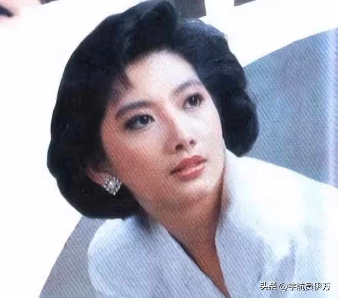 原來她早已去世!被家中長輩侵害,慘遭父親家暴,去世3天被發現