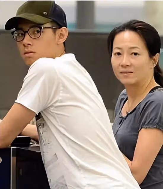 同樣是為豪門未婚生子,有人能得百億財產,有人或一分錢拿不到