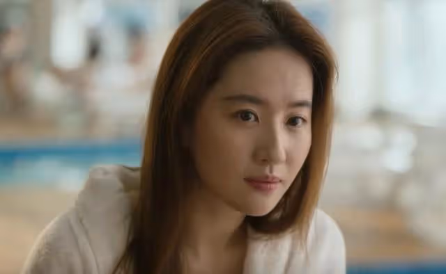 玫瑰的故事:黃亦玫離婚創業逆襲女霸總,身價過億方協文眼紅