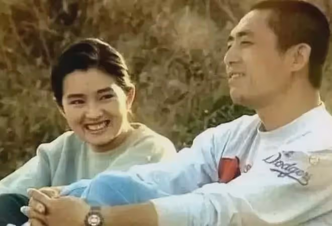 戴全套珠寶過42歲生日的陳婷,6年生3胎,是生育機器還是真幸福?