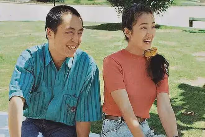 戴全套珠寶過42歲生日的陳婷,6年生3胎,是生育機器還是真幸福?