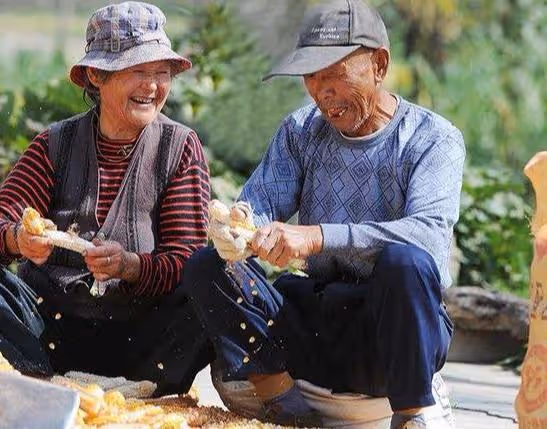 老年人到底該不該離婚?這3對夫妻的故事會告訴我們答案