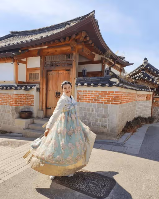TVB男星與太太赴韓慶結婚11年!網友直呼P到認不出:變韓星