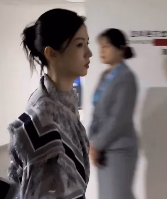 周也涼涼!一部戲五個替身,武替水替腳替背替馬替,成下一個吳謹言