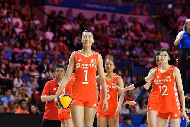 朱婷腰部不適缺席比賽,中國女排3比2逆轉土耳其豪取三連勝