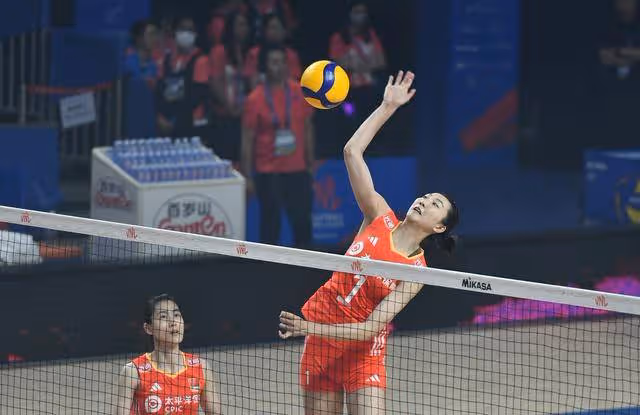 朱婷腰部不適缺席比賽，中國女排3比2逆轉土耳其豪取三連勝