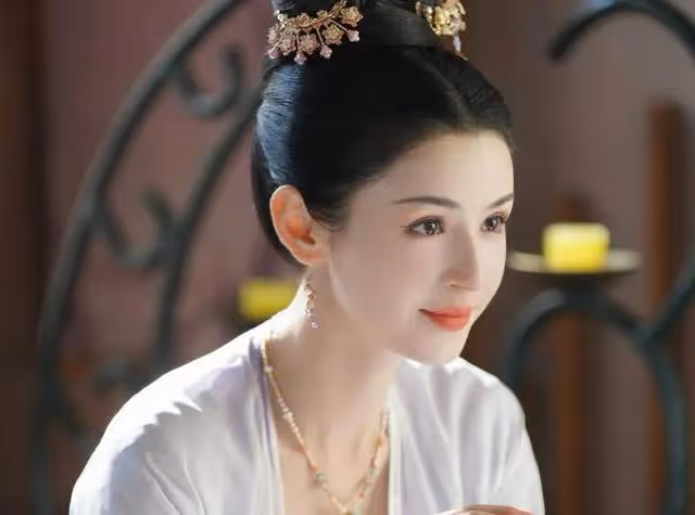 今晚開播!又一古裝奇幻劇來襲,俊男靚女搭檔,終於有劇可追了