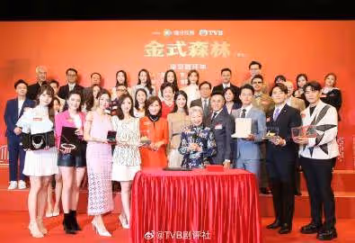 前TVB女星離婚後首次受訪,自爆有玩交友軟體認識男士,對感情事隨緣