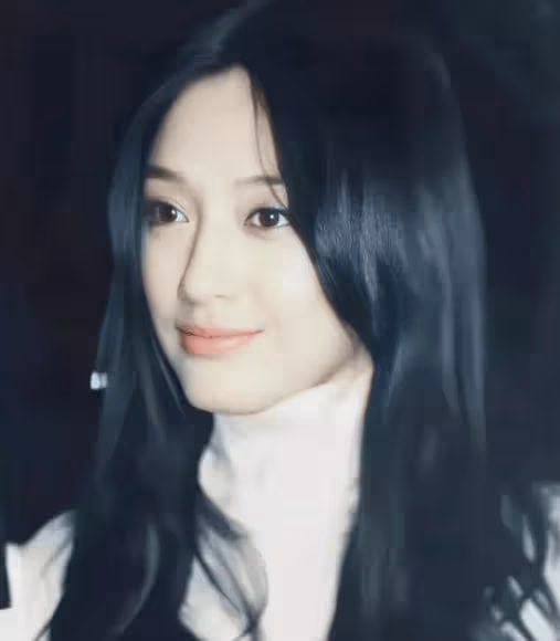 秦嵐的身材真不是蓋的！你敢相信她44歲了嗎？身材管理真讓人驚訝