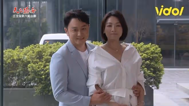 江祖平的顏值太高了，就算穿商務風的服裝，依舊很年輕