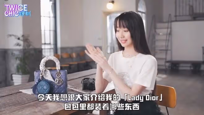 木村拓哉的大女兒真好看，穿休閒簡單的服裝，體現出高級的品味