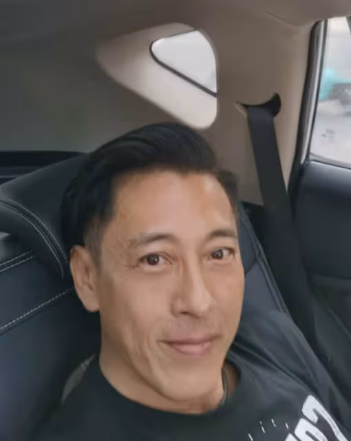 夫妻倆為了不變老,堅持26年不吃肉不生子,如今54歲近照不敢認