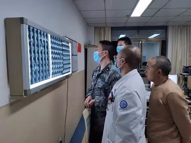 回顧從肺癌晚期到腫瘤消失,人民日報記者抗癌成功,他是怎麼做的
