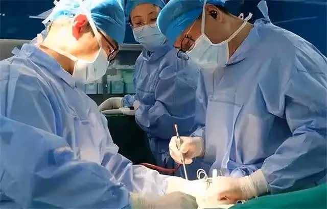 回顧從肺癌晚期到腫瘤消失,人民日報記者抗癌成功,他是怎麼做的