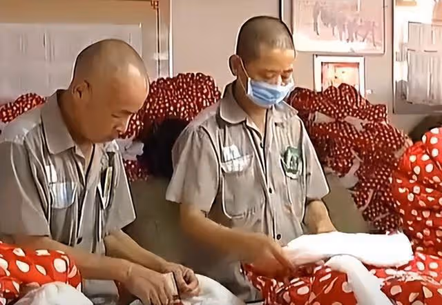 2013年77歲老人入獄，警官點名時發現不對，調查後發現是三假犯