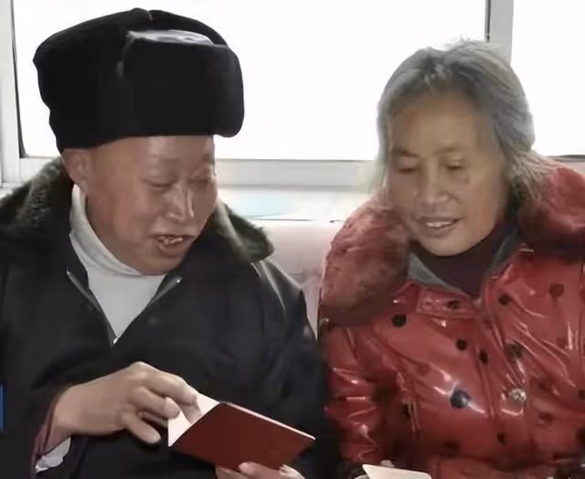 2011年男子在59歲情婦家閣樓藏了24年,拋妻棄子吃軟飯,從不出門