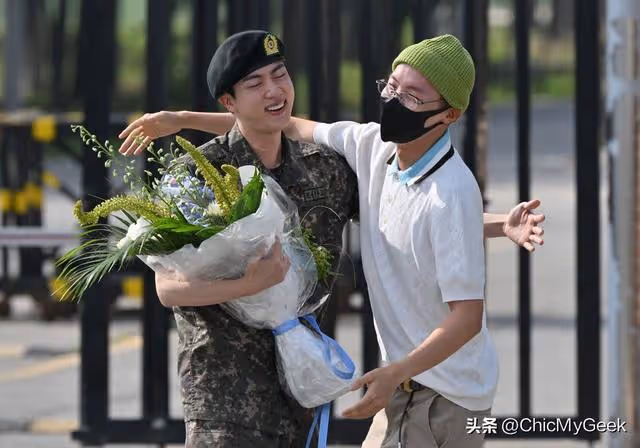 BTS防彈少年團Jin首退伍，一文了解全員回歸時間和最新軍職！