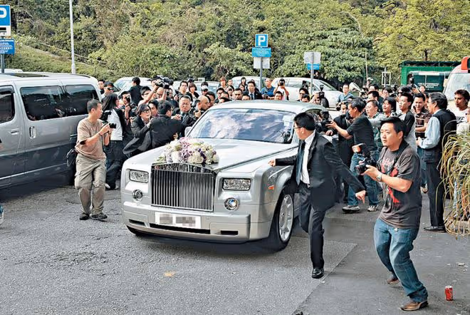 李嘉欣獲60歲姐姐慶生!顏值同樣搶鏡!離婚後也嫁入豪門