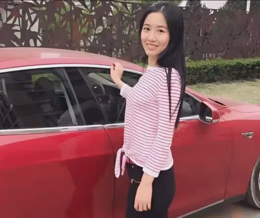榨乾程式設計師老公千萬資產,逼其跳樓,時隔七年,翟欣欣的判決來了