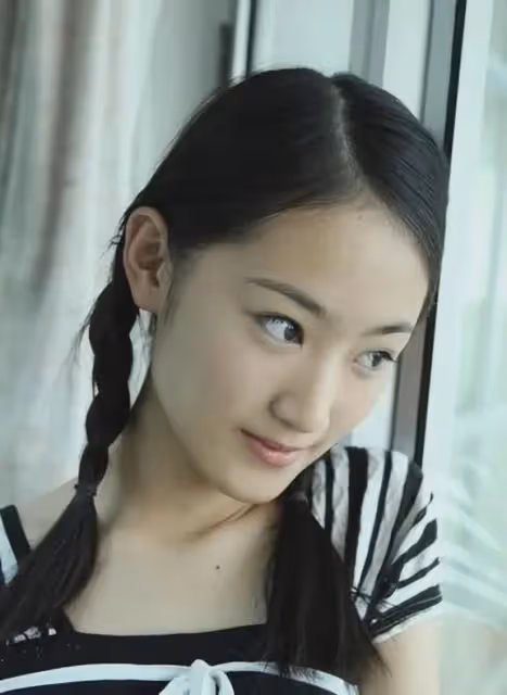 《父母愛情》都捧不紅的女明星,13歲考上戲,如今卻因整容無戲拍