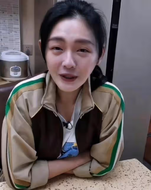 汪小菲首次帶新岳母旅遊,玥兒叫小梅媽媽,孩子終於有陪伴了