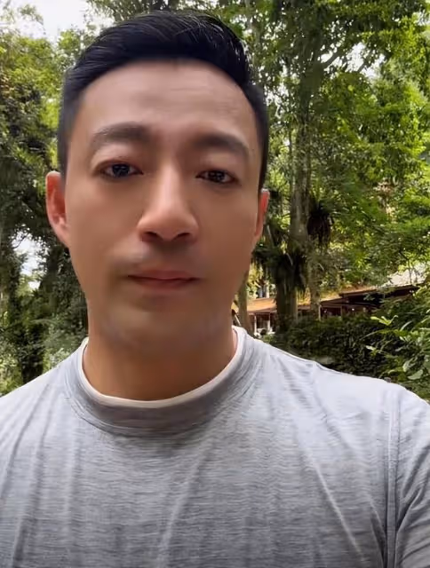 汪小菲首次帶新岳母旅遊,玥兒叫小梅媽媽,孩子終於有陪伴了