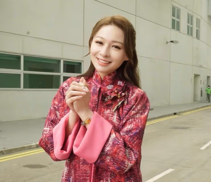 TVB女星戀上大30多歲富商,年齡與其父親不相上下,多次上門幽會