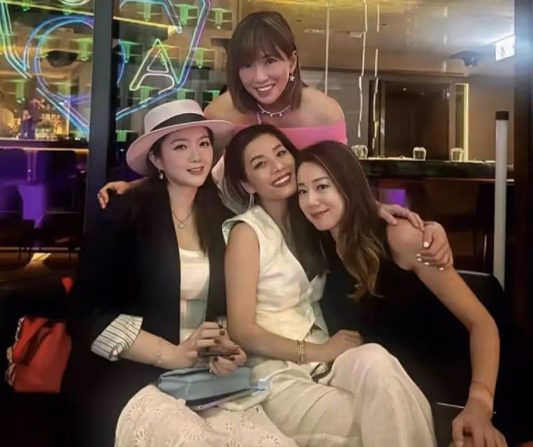 因富豪老公不肯生育鬧離婚，TVB前知名靚女花旦最近被曝懷孕，上圍突然變豐滿