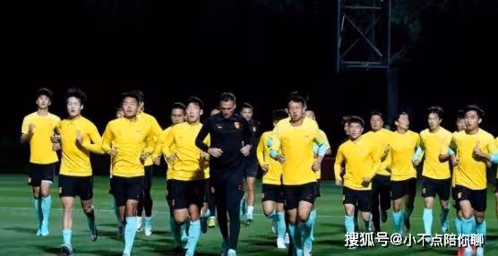 國足歸化熱門首次身披國足戰袍亮相,效率堪比金靴,入籍時間敲定