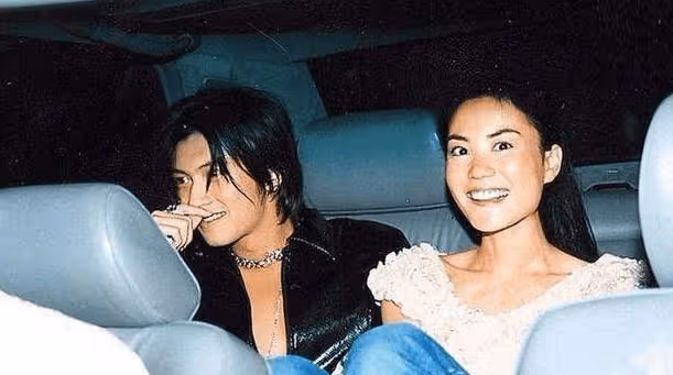 張柏芝三胎生父恨透謝霆鋒,現離婚協議爆光,網友:謝霆鋒太狠心