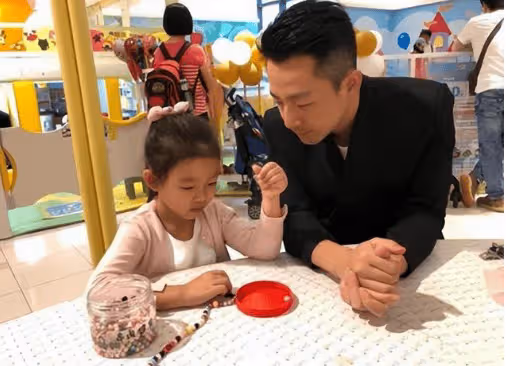 小玥兒和菻兒為父親節籌備禮物,大S是否再次以紙條傳情?馬筱梅見招拆招