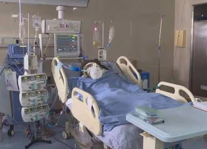 烏克蘭美女遠嫁河南小哥,產3子後丈夫病逝,她的做法讓人佩服