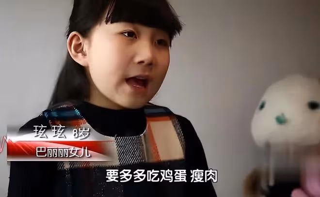回顧山東8歲女孩不聽勸阻捐骨髓,為白血病母親續命,後來如何了