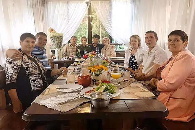 1米8俄羅斯美女戀上河南小伙，放棄事業遠嫁中國，不要彩禮三金