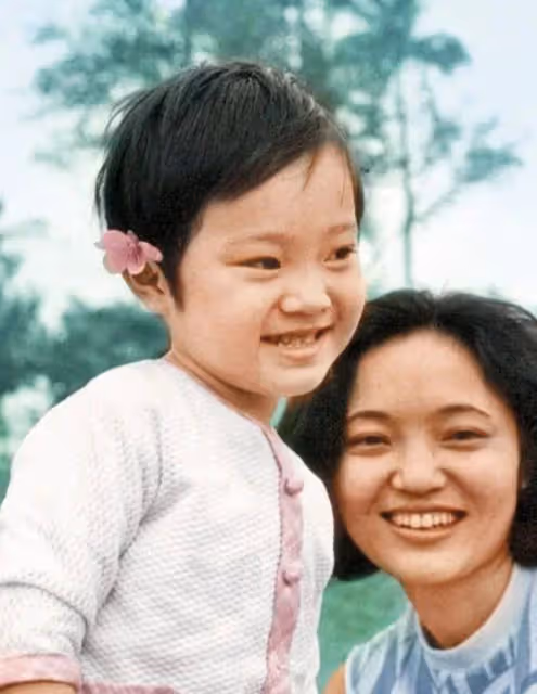 TVB短髮美女至今單身，給88歲父親內地買房！媽媽和繼母都早逝