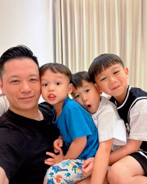 胡杏兒父親節感謝富豪老公,曬有3個兒子的幸福,手寫信很可愛