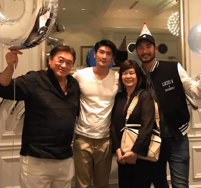 高宇橋父親節悼念爸爸和Godfrey,分享親人生前視頻表達思念
