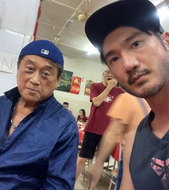 高宇橋父親節悼念爸爸和Godfrey,分享親人生前視頻表達思念