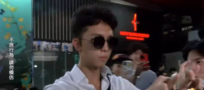 孫安佐喊話要打父親孫鵬,帶火槍沖夜店被攔,再次遭警方傳話