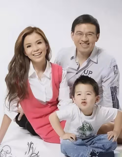 央視一姐朱迅的落寞,是整個主持界的損失和悲哀