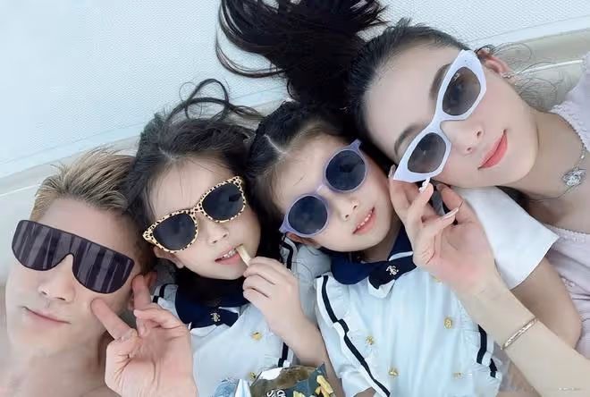 郭富城曬與章子怡合照,與女方久違同框互道近況,大讚其神采飛揚