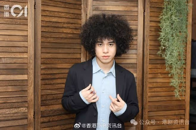 曾比特6歲來港語言不通!感激母親含辛茹苦:細個唔會明白