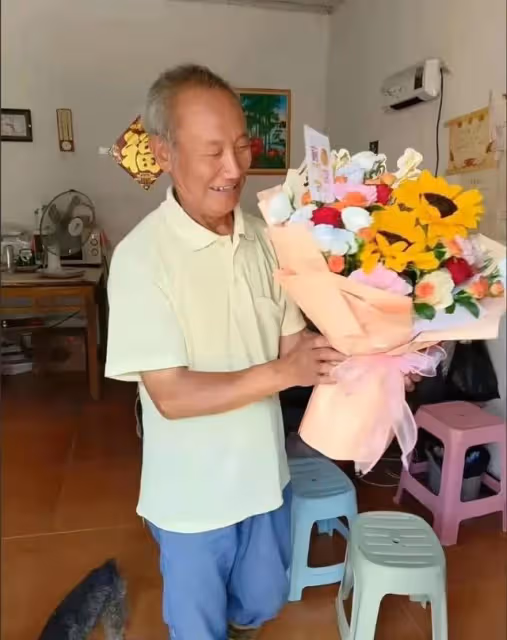 姜萍走紅後:家鄉企業給姜父送錢,細節見格局,姜媽首發聲被誤解