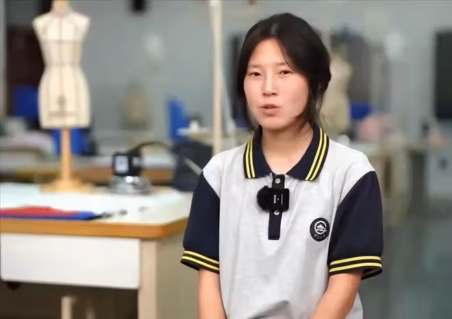 姜萍走紅後:家鄉企業給姜父送錢,細節見格局,姜媽首發聲被誤解