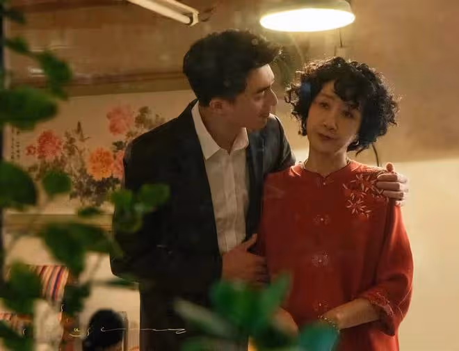 《玫瑰的故事》直到黃亦玫被榨乾成黃臉婆,才發現,黃振華是對的