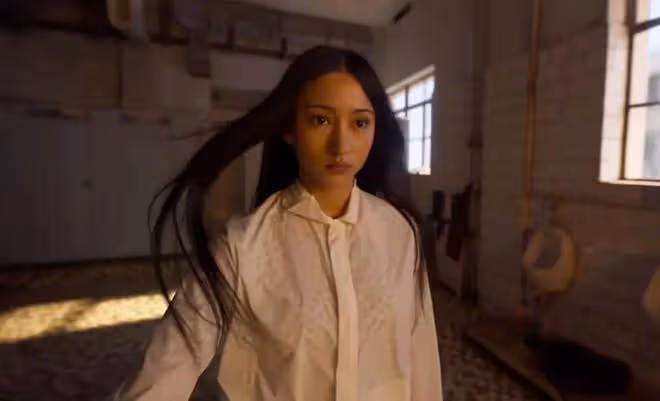 電影版異人之下定檔，封神三部曲導演烏爾善執導，娜然版夏禾好辣