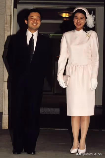日本傳奇雅子皇后!讓德仁天皇一見鍾情,三度拒絕王室求婚