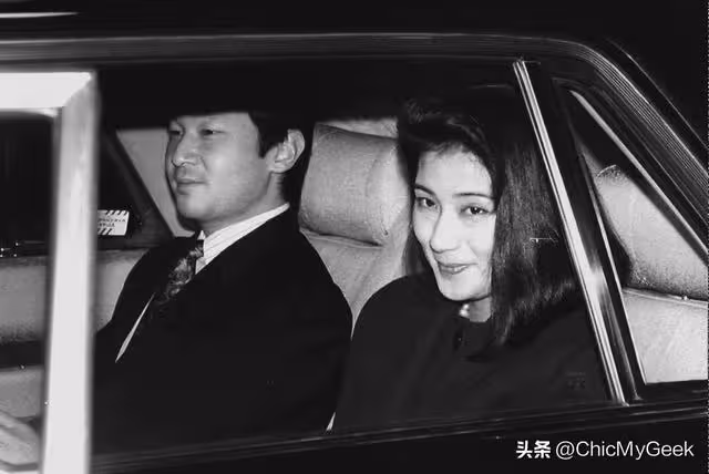 日本傳奇雅子皇后!讓德仁天皇一見鍾情,三度拒絕王室求婚