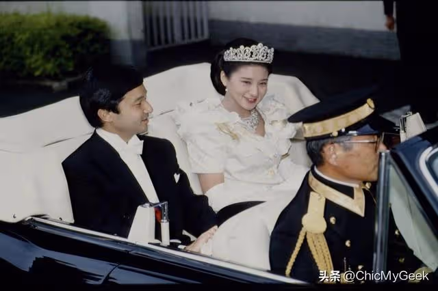 日本傳奇雅子皇后!讓德仁天皇一見鍾情,三度拒絕王室求婚